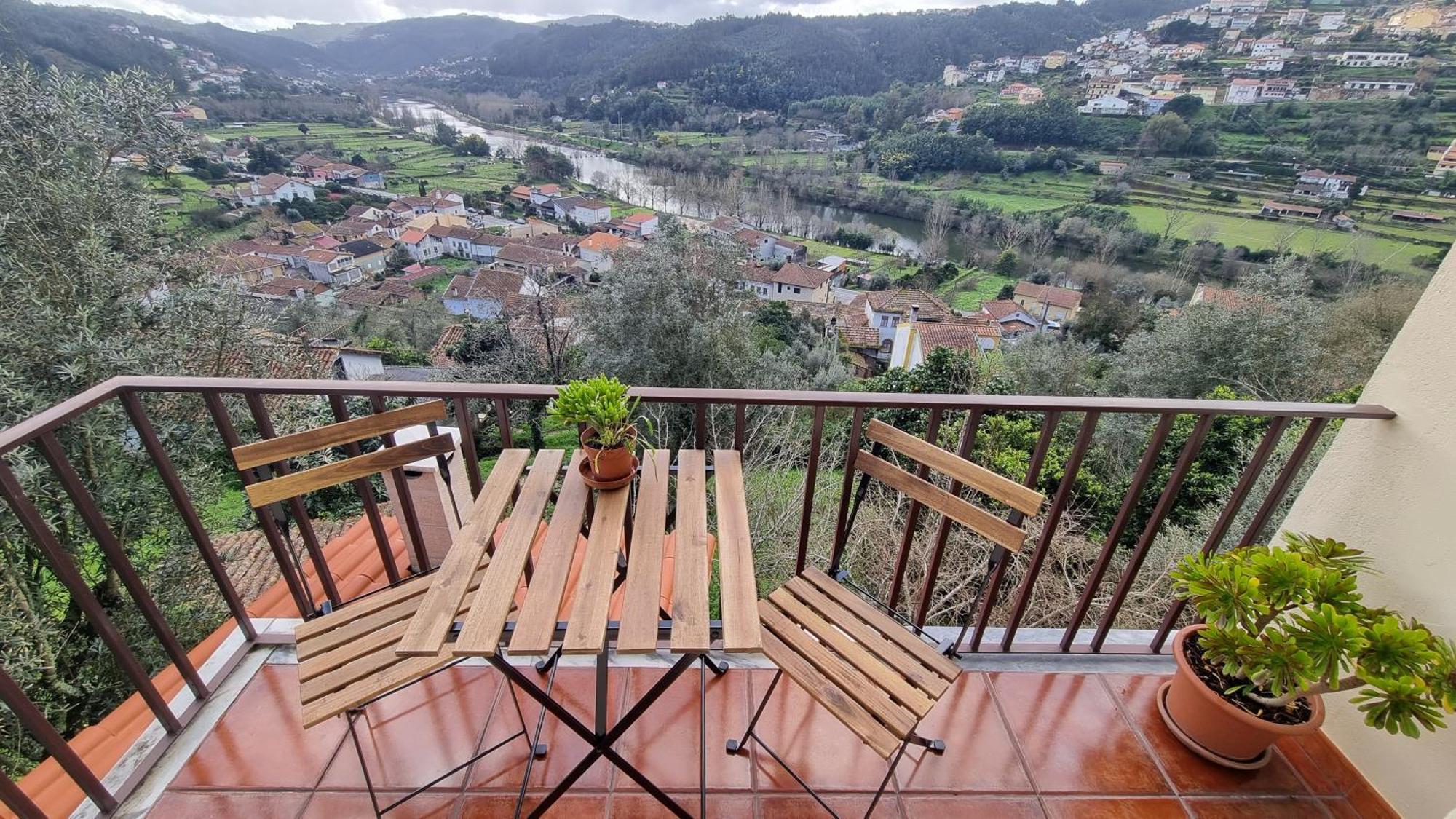 Ferienwohnung Retiro Do Viajante Penacova Exterior foto
